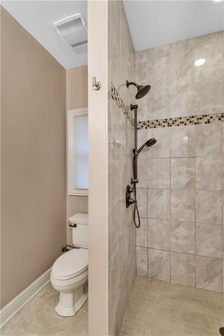 709 Crosswinds Dr, Peters Twp, PA 15317