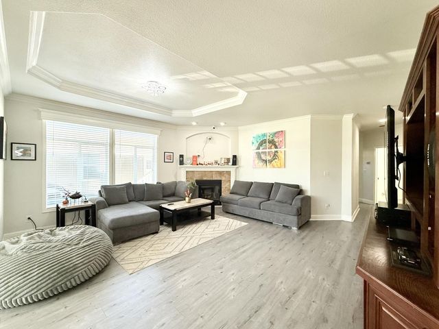 506 Chateau La Salle Drive 506, San Jose, CA 95111