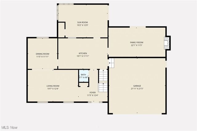 324 Greenbriar Drive, Cortland, OH 44410