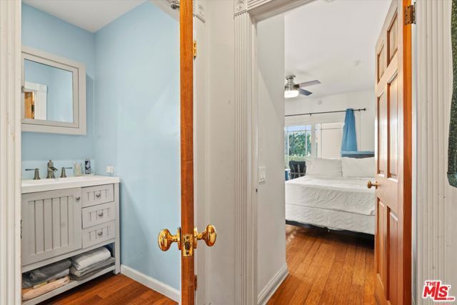 925 Dickson Street, Marina Del Rey, CA 90292