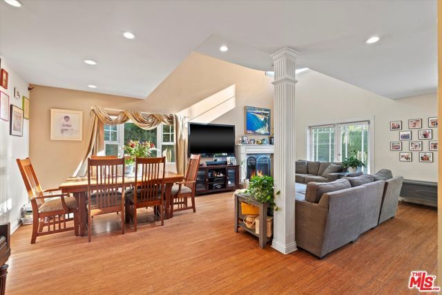 925 Dickson Street, Marina Del Rey, CA 90292