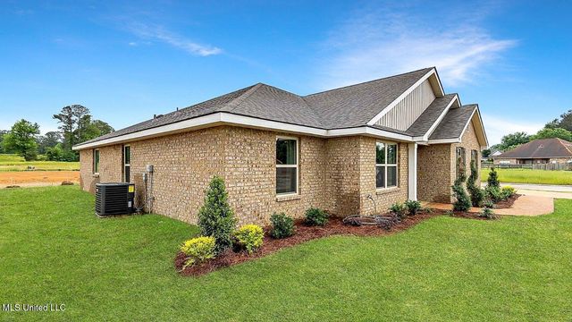 260 Raulston Drive, Byram, MS 39272