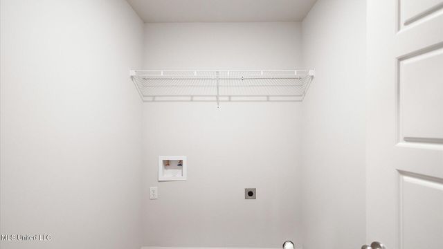 260 Raulston Drive, Byram, MS 39272