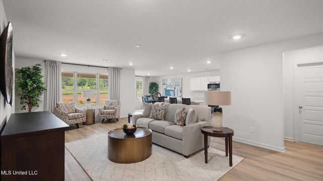 260 Raulston Drive, Byram, MS 39272