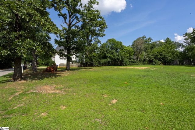 9 Willow Springs Drive, Greenville, SC 29607