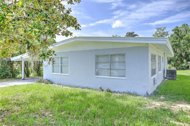 1061 Lake Sebring Drive, Sebring, FL 33870