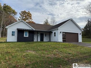 123 Warwick Road, Ellicott, NY 14701