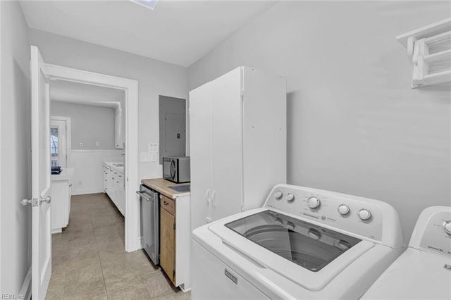 165 Little Florida RD, Poquoson, VA 23662