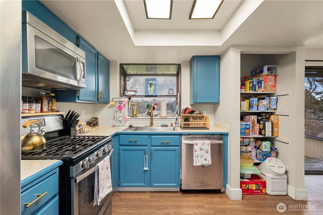 27708 128th Place SE, Kent, WA 98030