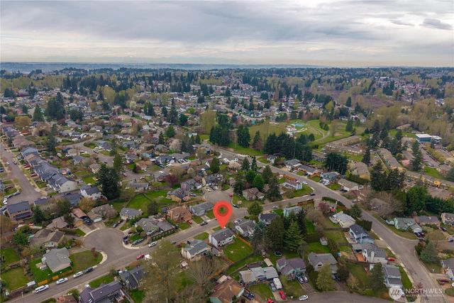 27708 128th Place SE, Kent, WA 98030