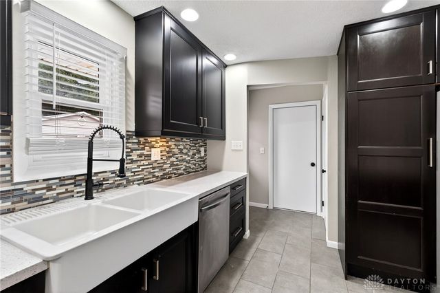 212 Robert Lane, Xenia, OH 45385