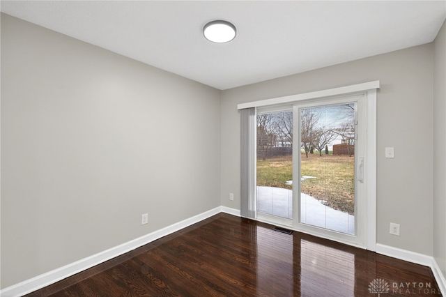 212 Robert Lane, Xenia, OH 45385