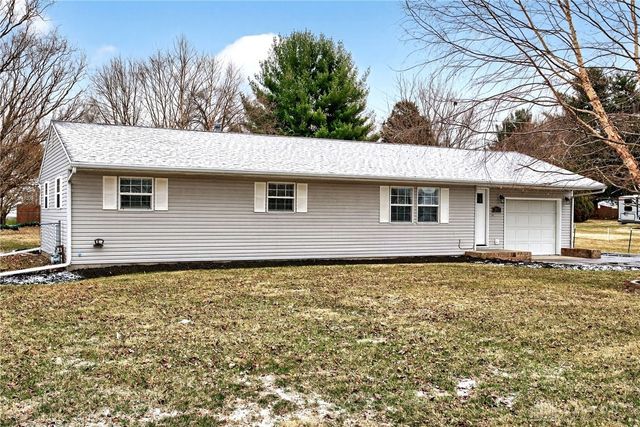 212 Robert Lane, Xenia, OH 45385