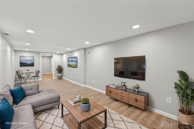 212 Robert Lane, Xenia, OH 45385