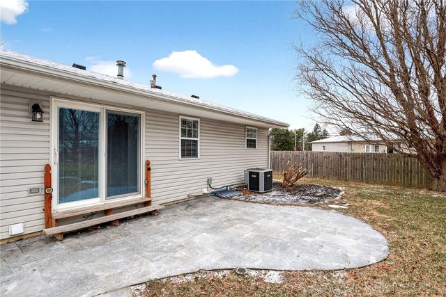 212 Robert Lane, Xenia, OH 45385