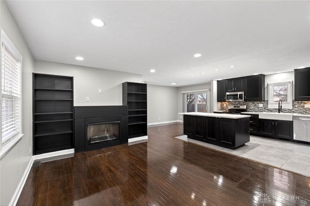 212 Robert Lane, Xenia, OH 45385