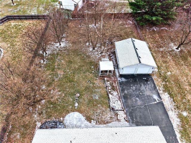 212 Robert Lane, Xenia, OH 45385