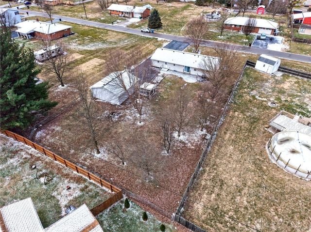 212 Robert Lane, Xenia, OH 45385