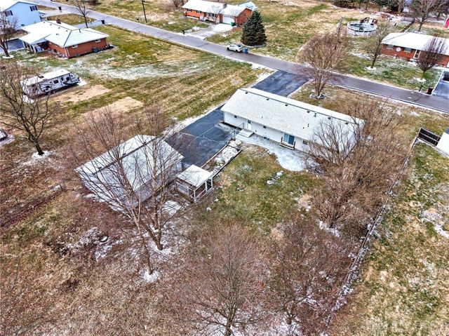 212 Robert Lane, Xenia, OH 45385