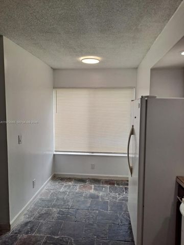 2544 Riverside Dr 215, Coral Springs, FL 33065