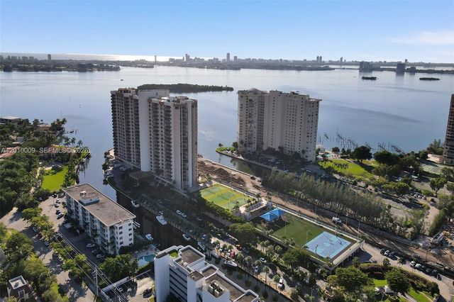 1800 NE 114th St 1502, Miami, FL 33181