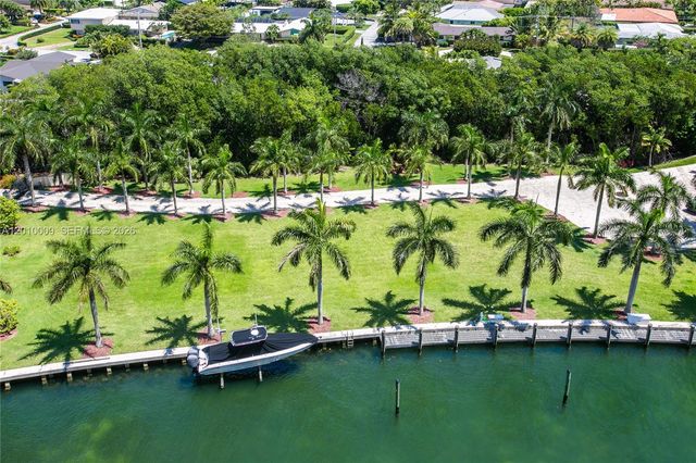 1800 NE 114th St 1502, Miami, FL 33181