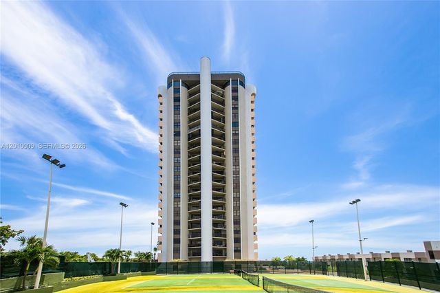 1800 NE 114th St 1502, Miami, FL 33181