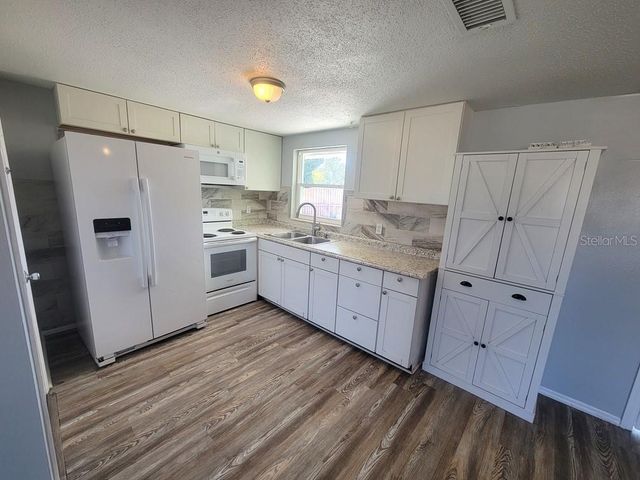 10225 GARDENIA LANE, Port Richey, FL 34668
