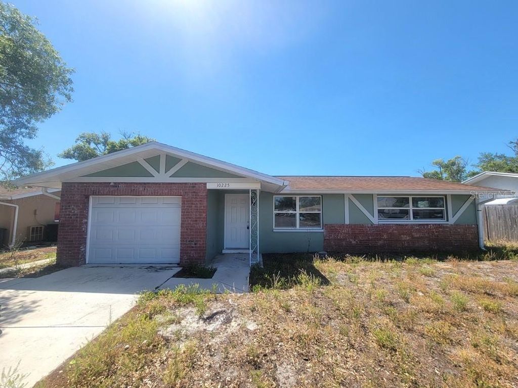 10225 GARDENIA LANE, Port Richey, FL 34668