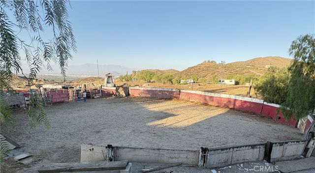 21751 Rogers, Perris, CA 92570