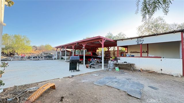 21751 Rogers, Perris, CA 92570