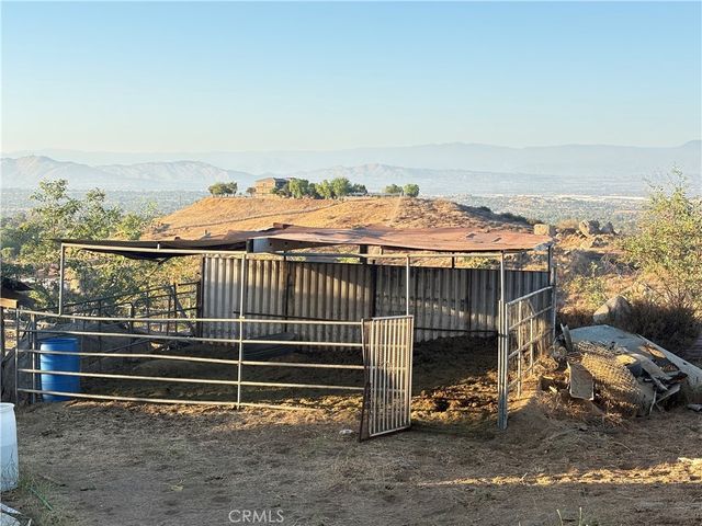 21751 Rogers, Perris, CA 92570