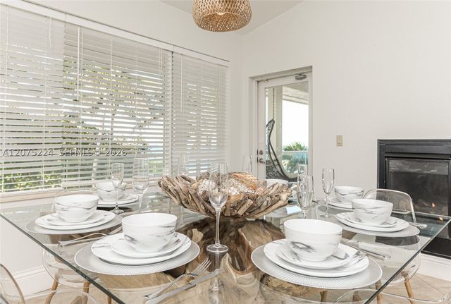 302 Balboa St 0, Hollywood, FL 33019