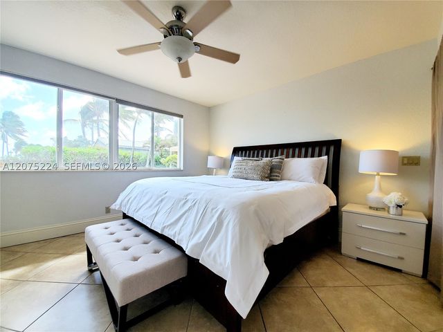 302 Balboa St 0, Hollywood, FL 33019