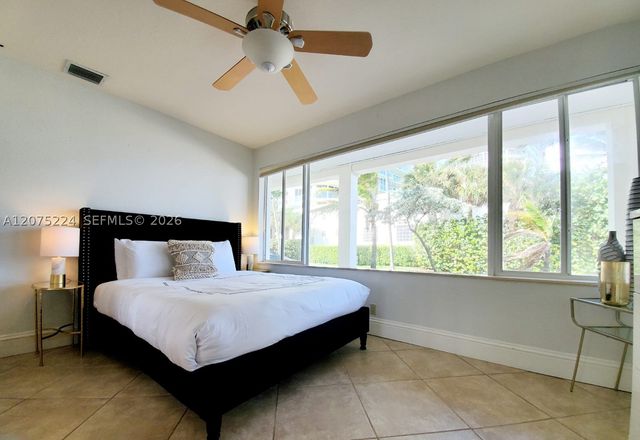 302 Balboa St 0, Hollywood, FL 33019
