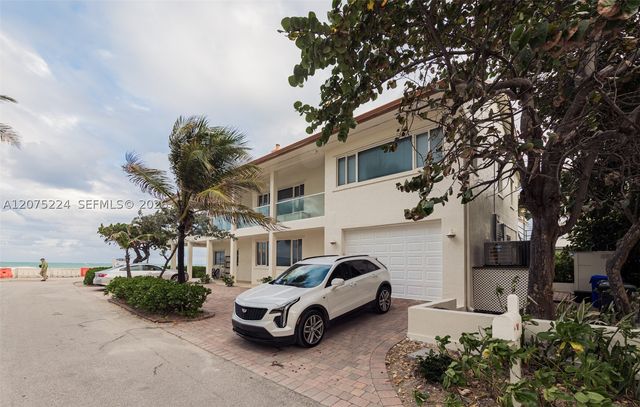 302 Balboa St 0, Hollywood, FL 33019