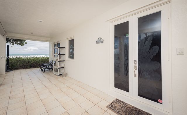 302 Balboa St 0, Hollywood, FL 33019