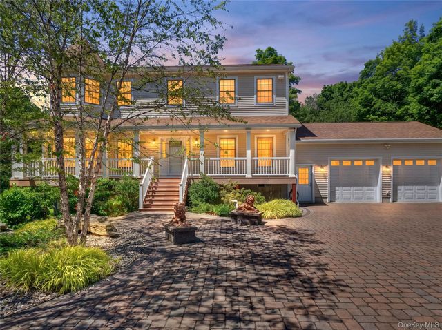 433 Barrett Hill Road, Mahopac, NY 10541