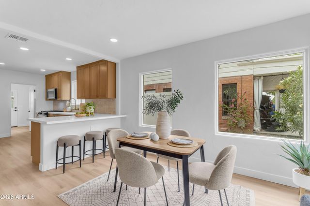 37 W VIRGINIA Avenue, Phoenix, AZ 85003