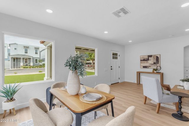 37 W VIRGINIA Avenue, Phoenix, AZ 85003