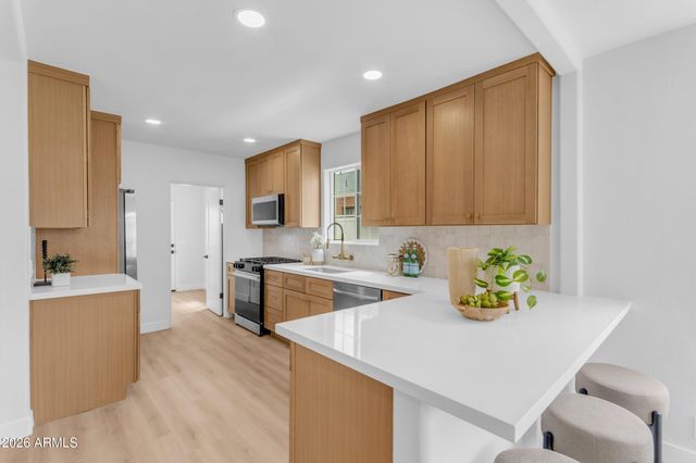 37 W VIRGINIA Avenue, Phoenix, AZ 85003