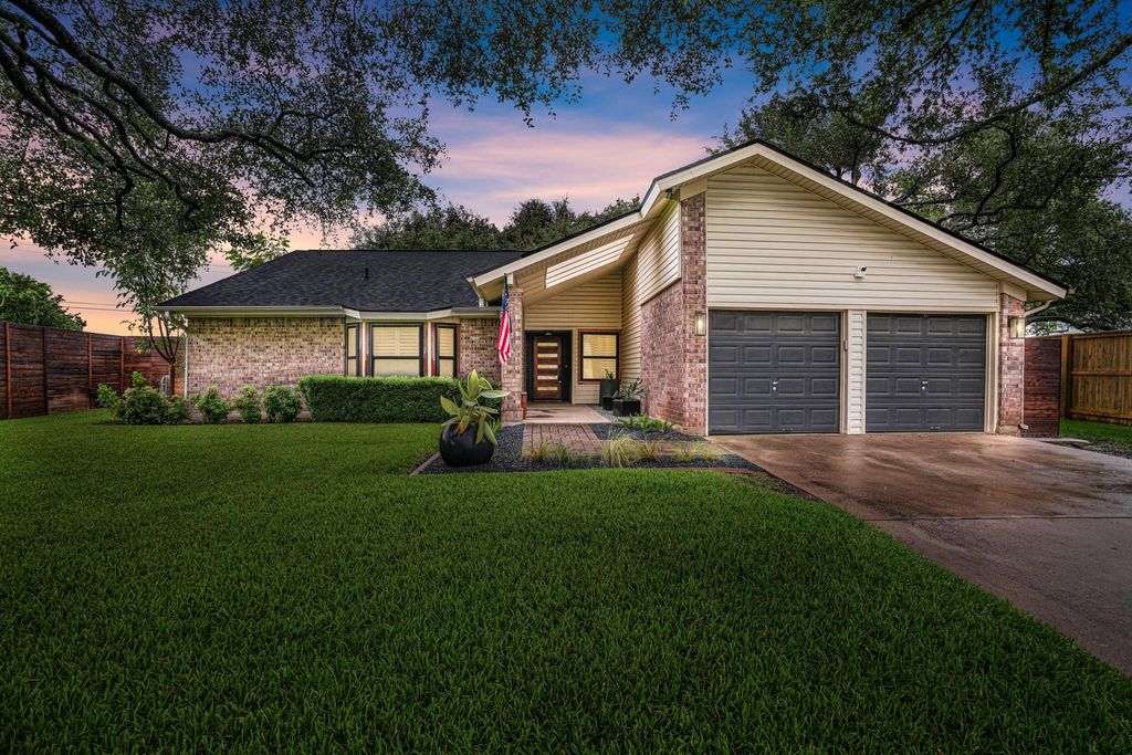 2611 Chowan WAY, Round Rock, TX 78681