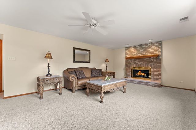3128 Austgen Place, Dyer, IN 46311