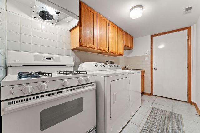 3128 Austgen Place, Dyer, IN 46311