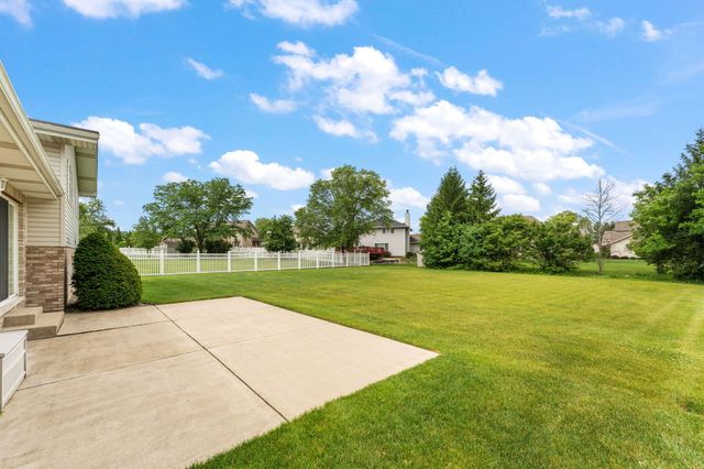 3128 Austgen Place, Dyer, IN 46311