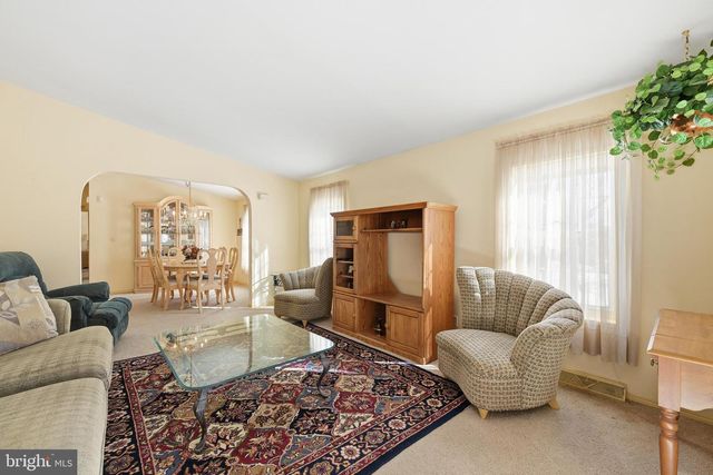 524 BUTTERNUT CT, New Hope, PA 18938