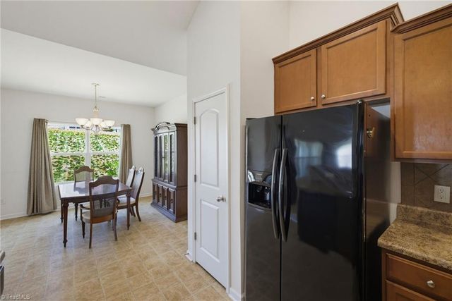 268 Water Lily Circle, Winston-salem, NC 27107