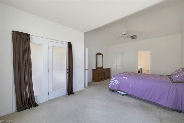 268 Water Lily Circle, Winston-salem, NC 27107