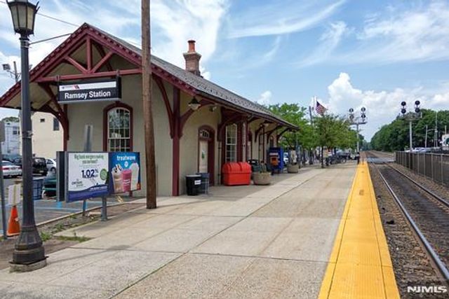 7 Cedar Street 2ND FLOOR, Ramsey, NJ 07446