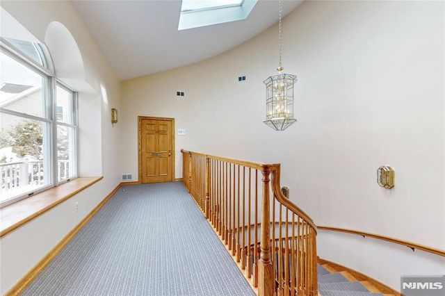 7 Cedar Street 2ND FLOOR, Ramsey, NJ 07446